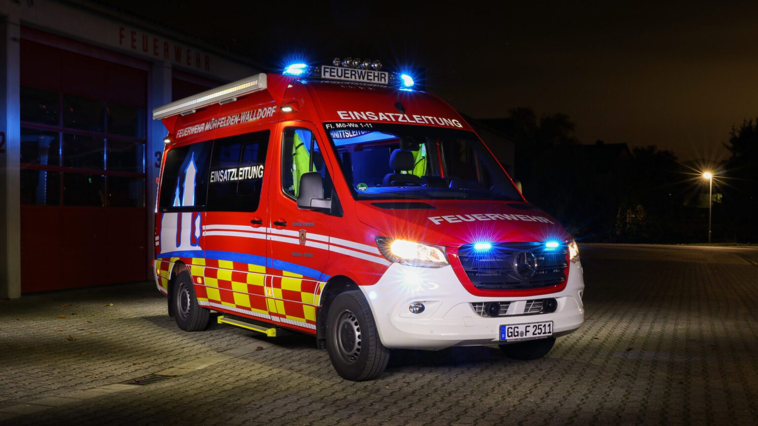 Neuer Einsatzleitwagen Bewährt Sich Im Alltag - Feuerwehr Mörfelden